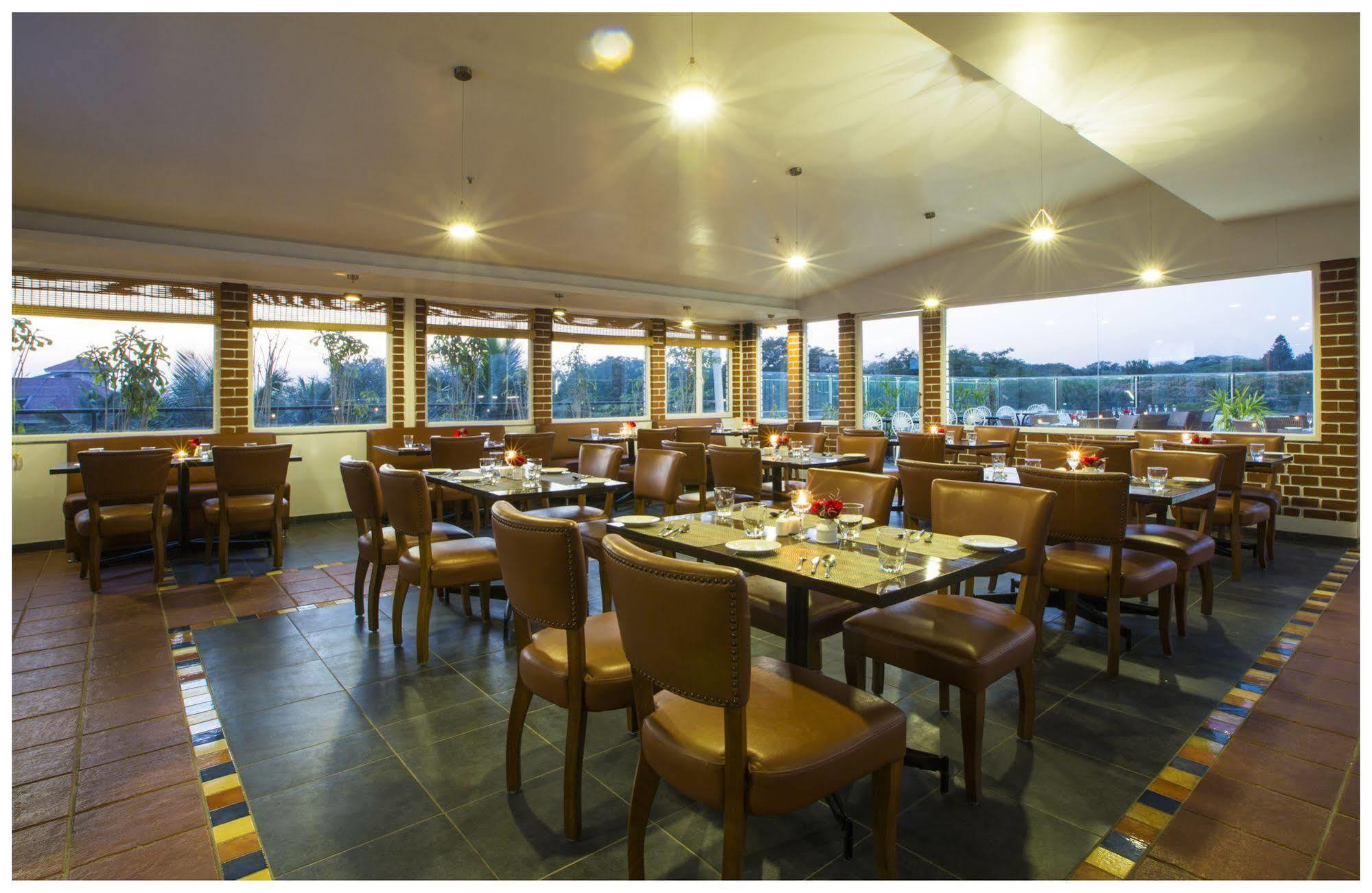 Tulip Inn Bangalore Eksteriør billede
