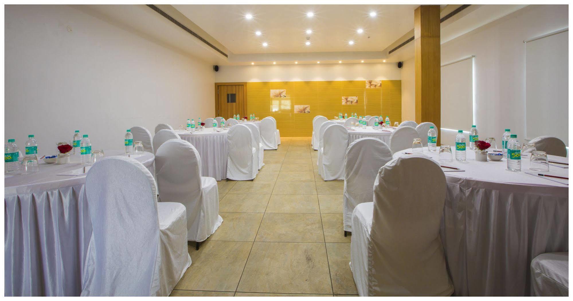 Tulip Inn Bangalore Eksteriør billede